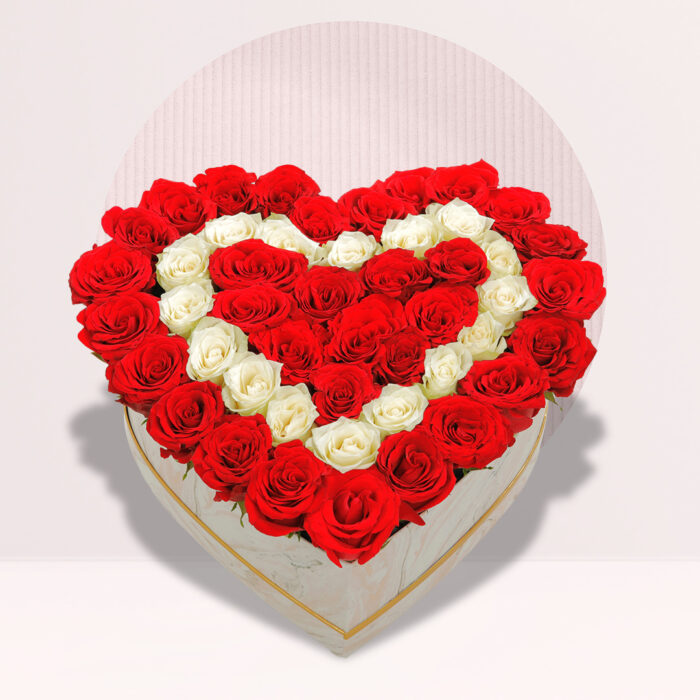 Engaging Roses In A Heart Marbled Box