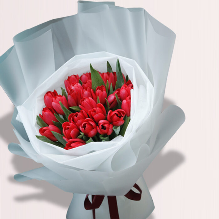 Red Tulips Bouquet - Image 2